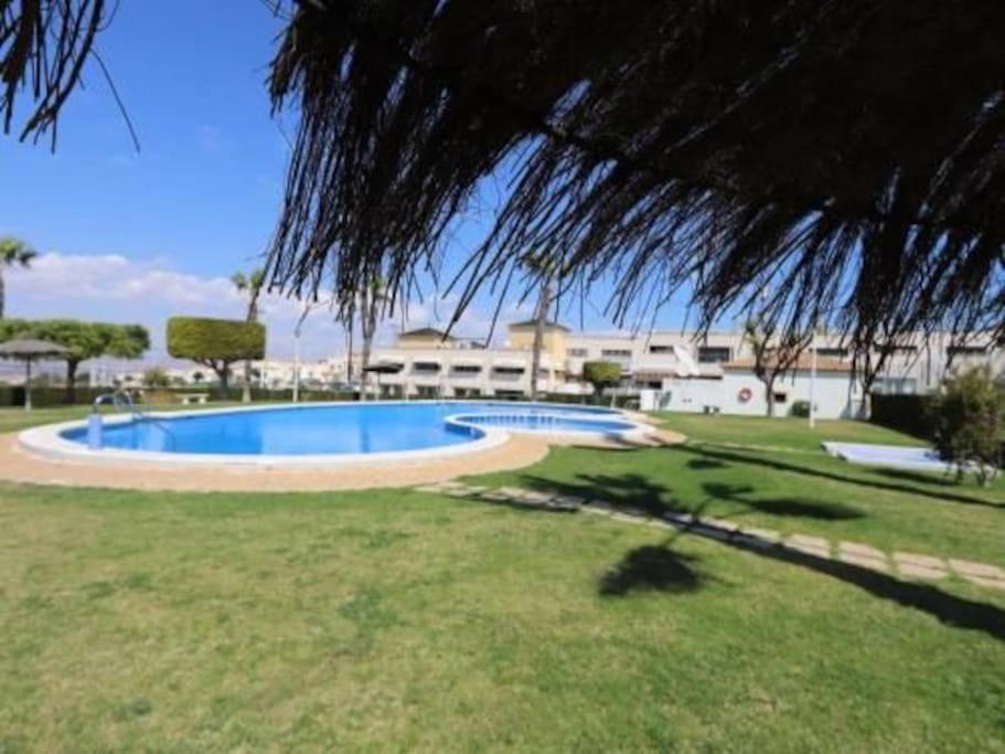 Apartamento Cruz Apartment Санта Пола Екстериор снимка
