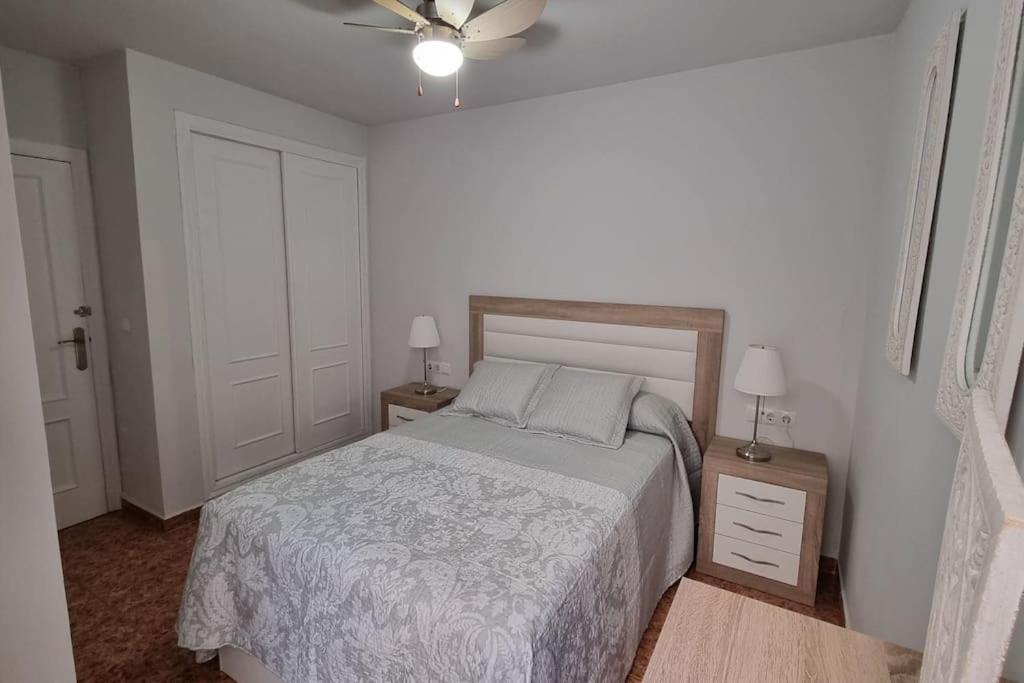 Apartamento Cruz Apartment Санта Пола Екстериор снимка