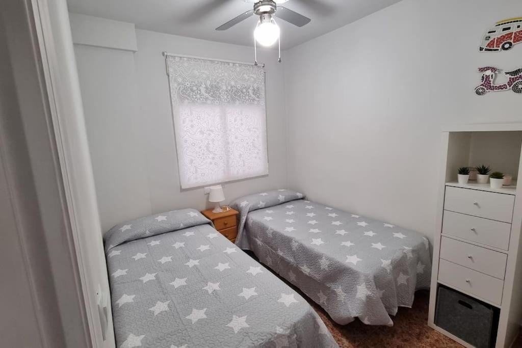 Apartamento Cruz Apartment Санта Пола Екстериор снимка