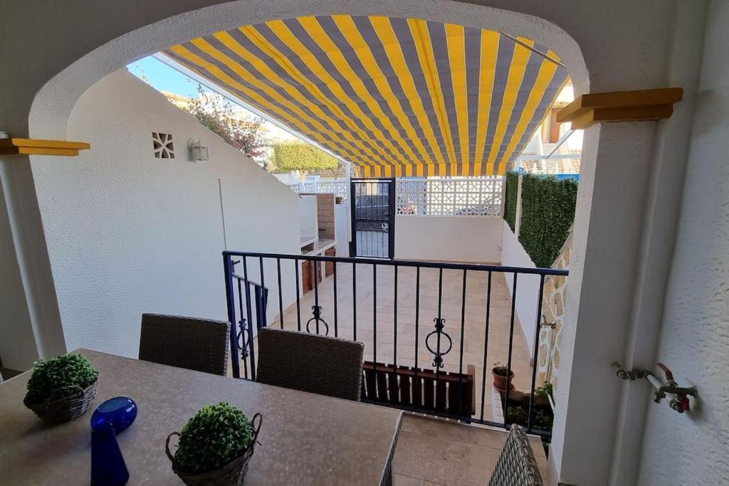 Apartamento Cruz Apartment Санта Пола Екстериор снимка