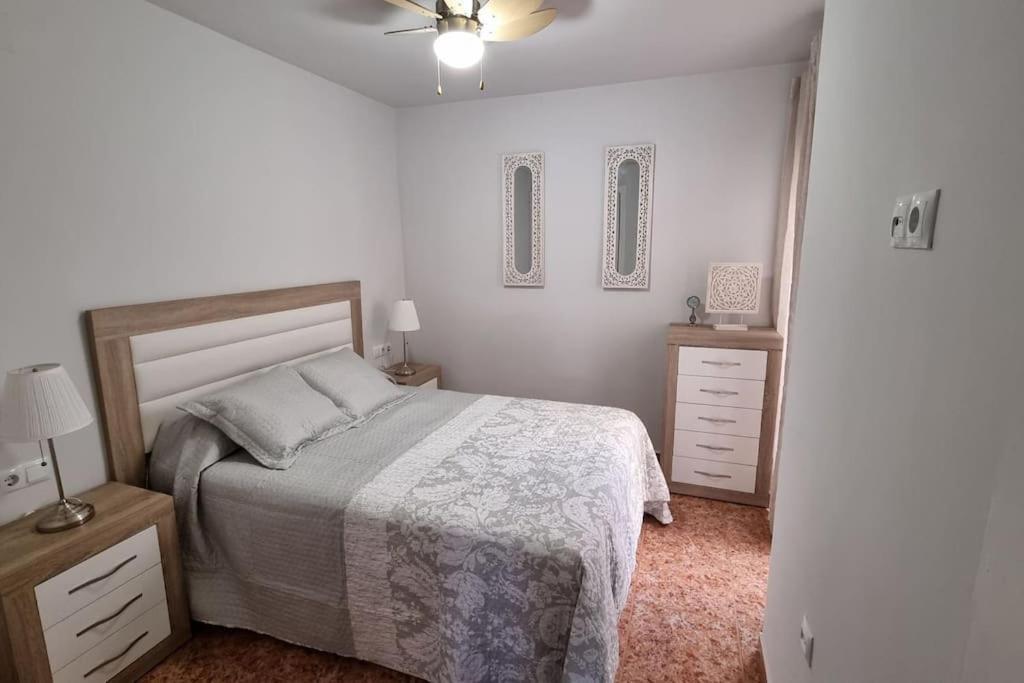 Apartamento Cruz Apartment Санта Пола Екстериор снимка